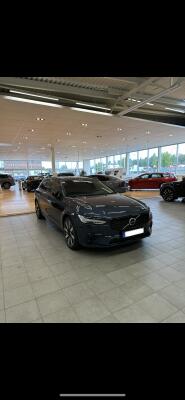 Volvo V90 T8 Recharge Ultimate Black