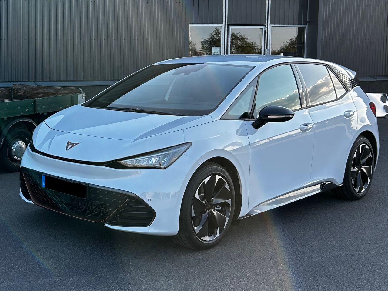 Cupra Born 59 e-Boost
