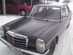 Mercedes W115 200