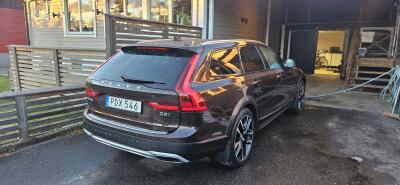 Volvo V90 Cross Country D5