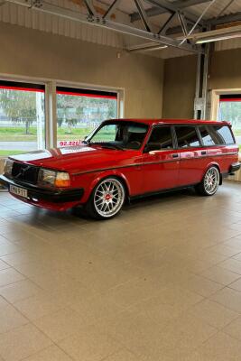 Volvo 245SE