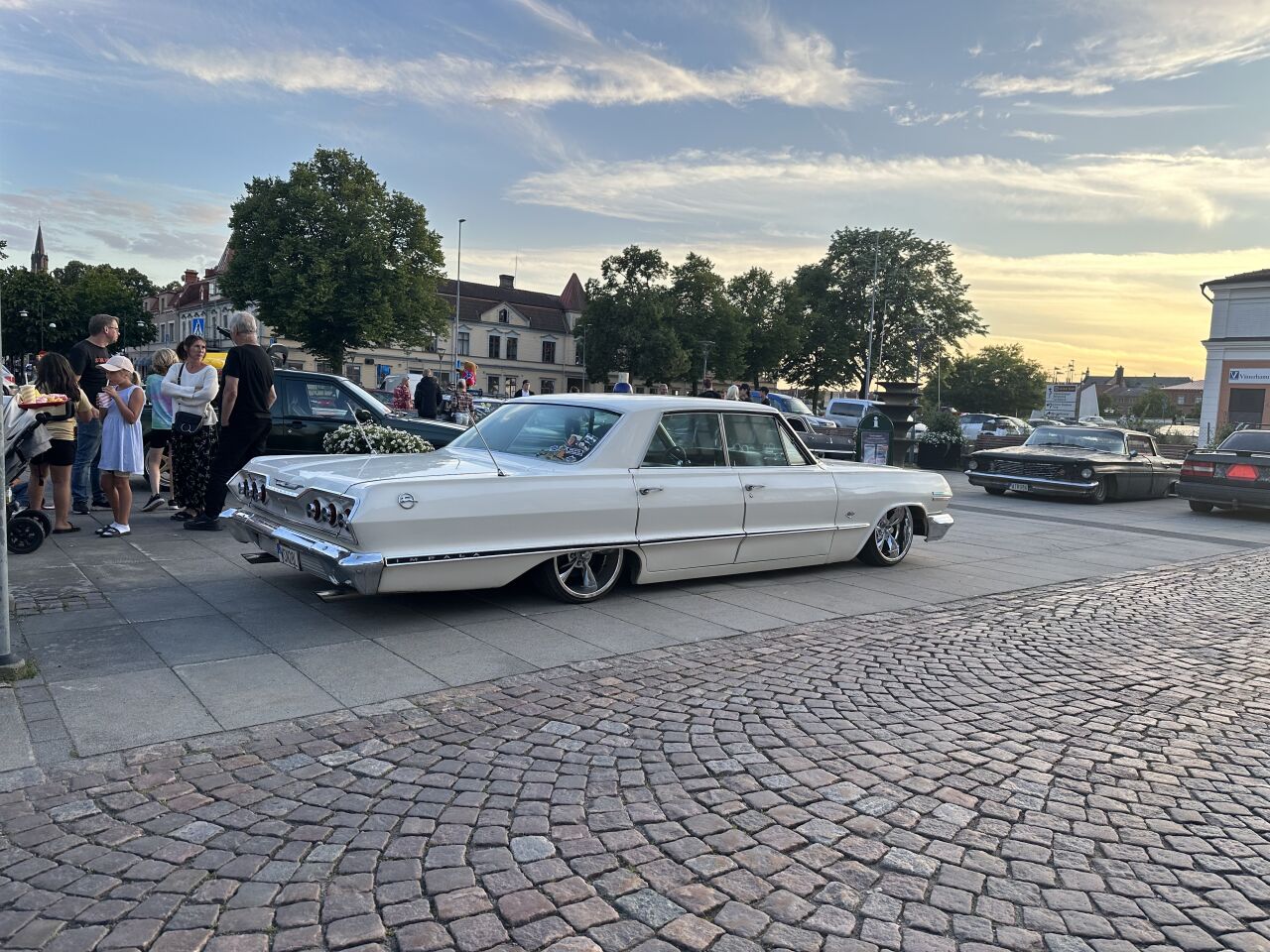 Chevrolet Impala HT