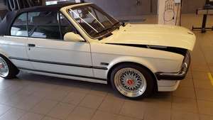 BMW 325im E30