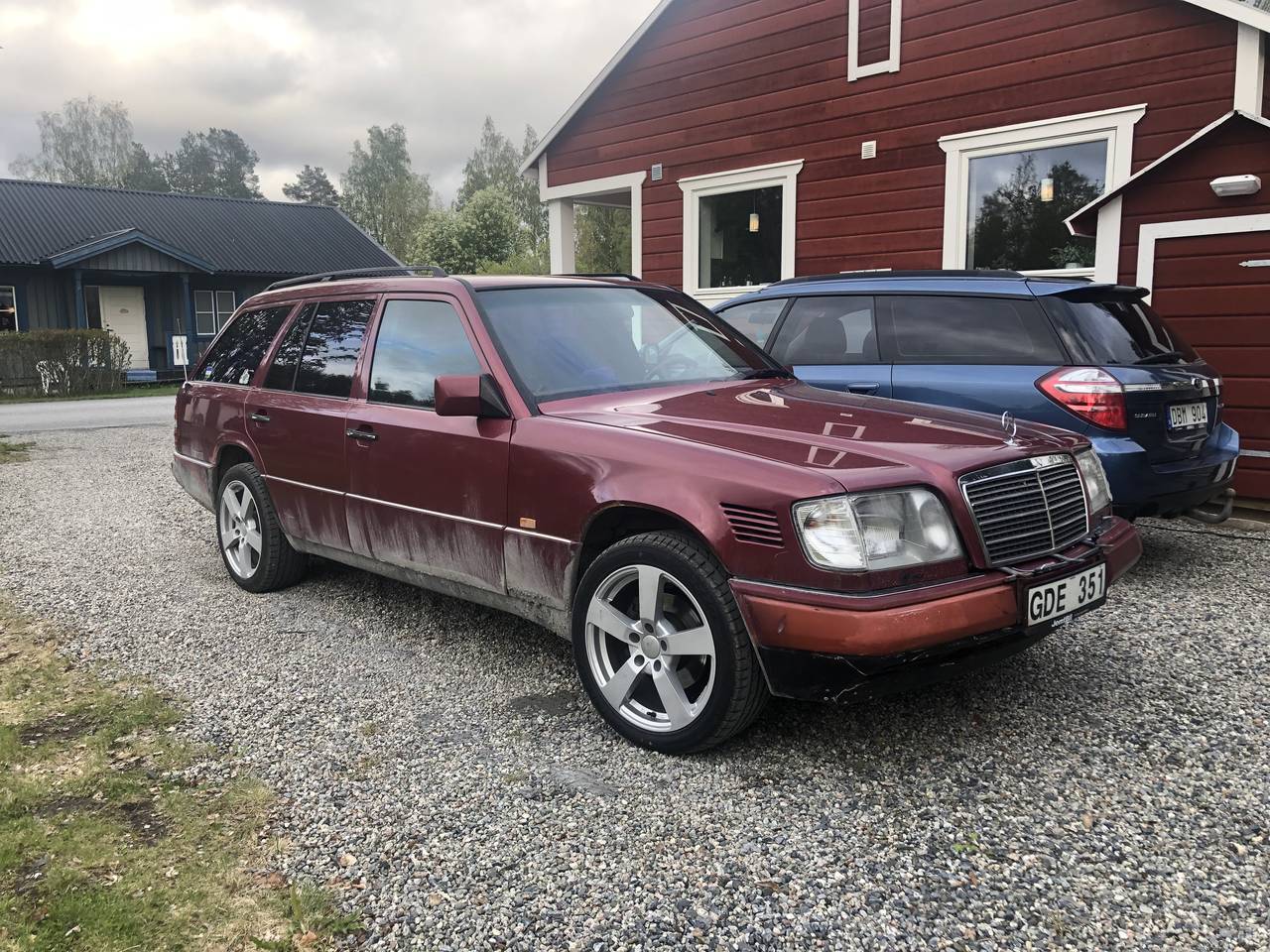 Mercedes E300td