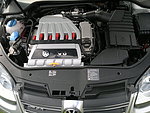 Volkswagen Golf V R32