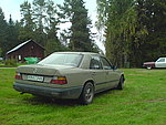 Mercedes 124-200d