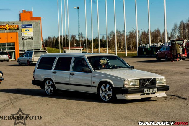 Volvo 745 универсал