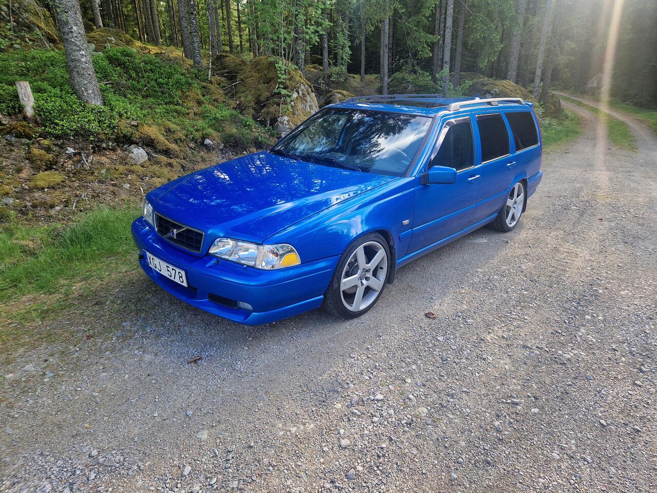 Volvo V70 R AWD
