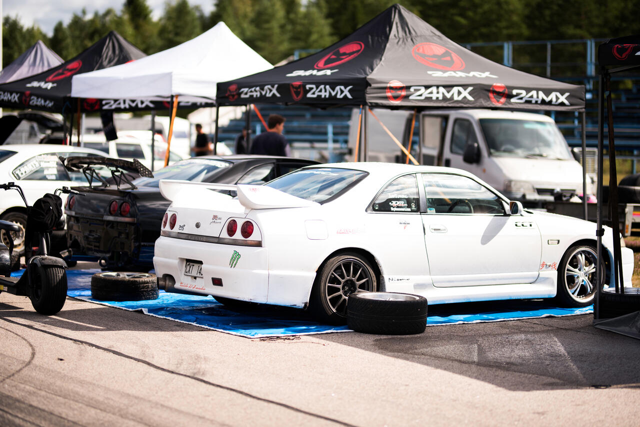 Nissan Skyline R33 GTST