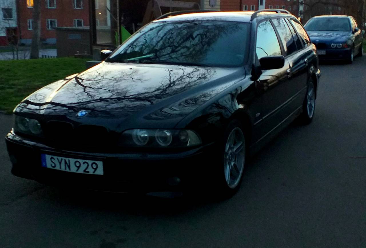 BMW 525