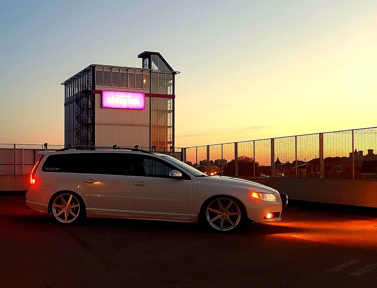 Volvo V70 2.5FT R-Design
