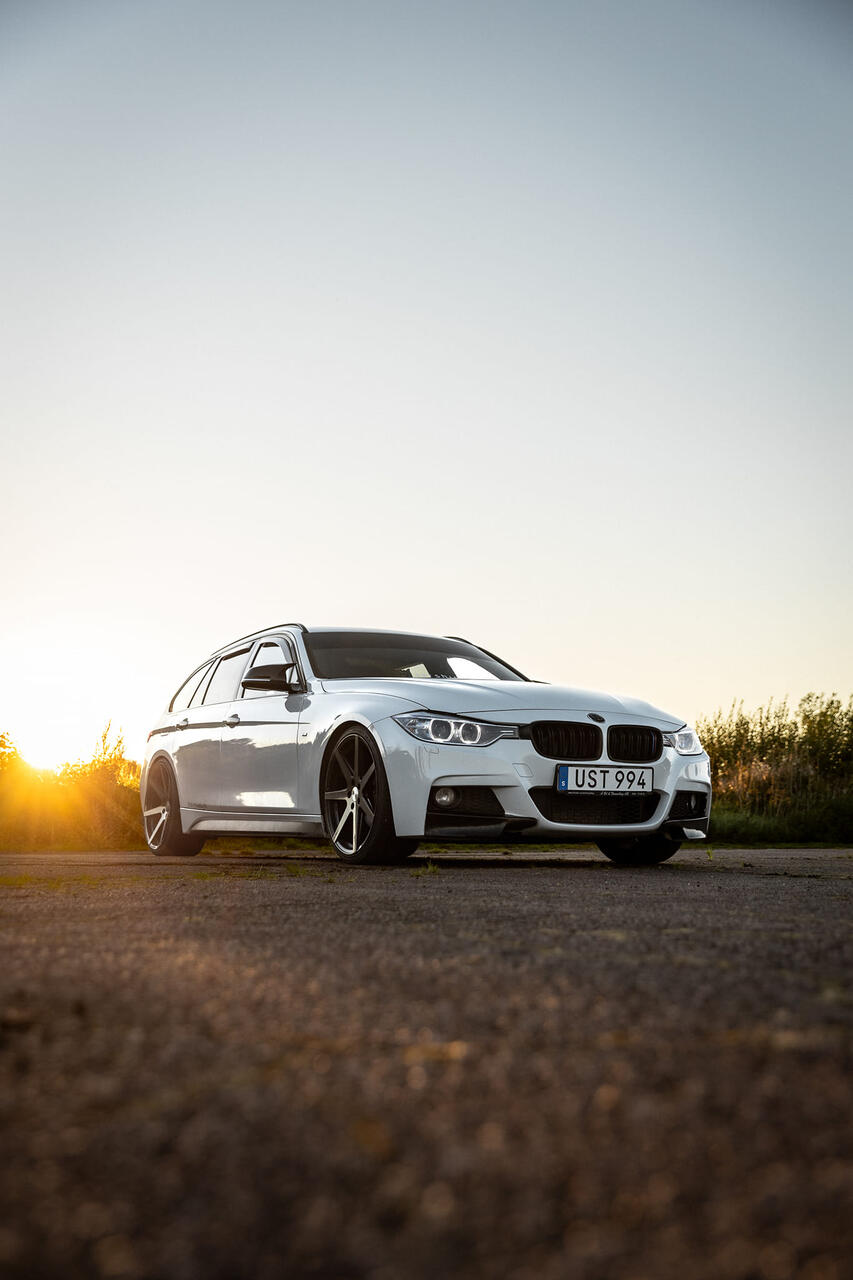 BMW - Garaget