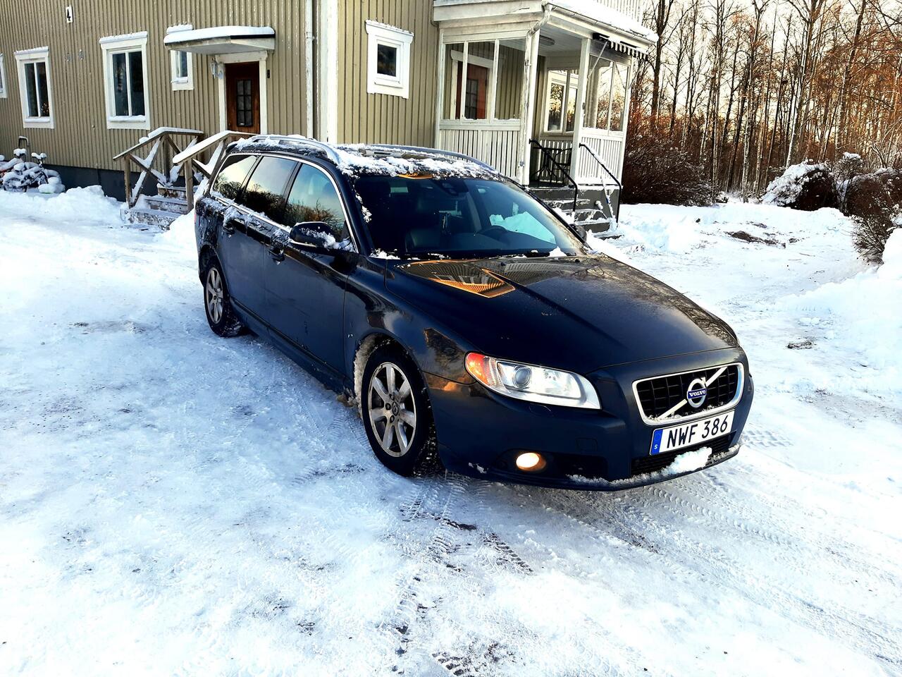 Volvo V70 T4F Summum