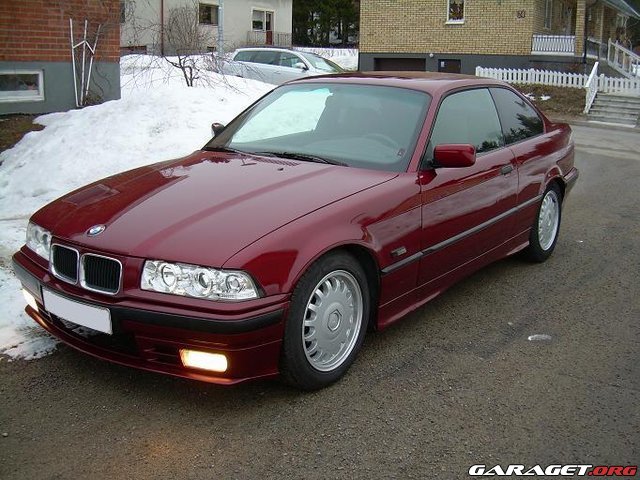  BMW 320i Coupé (1993) - El garaje