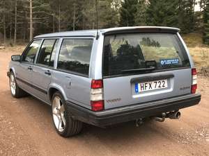 Volvo 945 2.3 SE