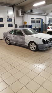 Mercedes 10sec car