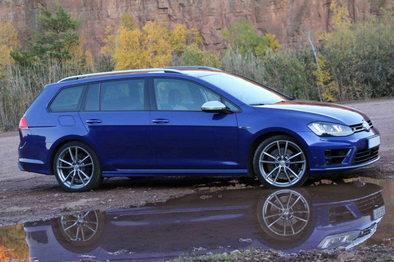 Volkswagen Golf R Sportscombi 2015 Garaget