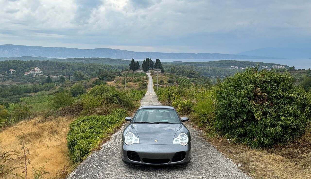 Porsche 911 C4S