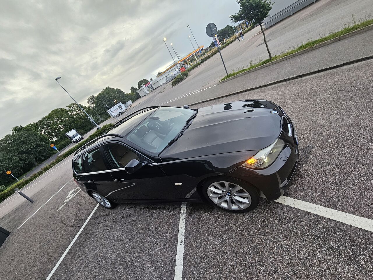 BMW 320 i Touring Comfort