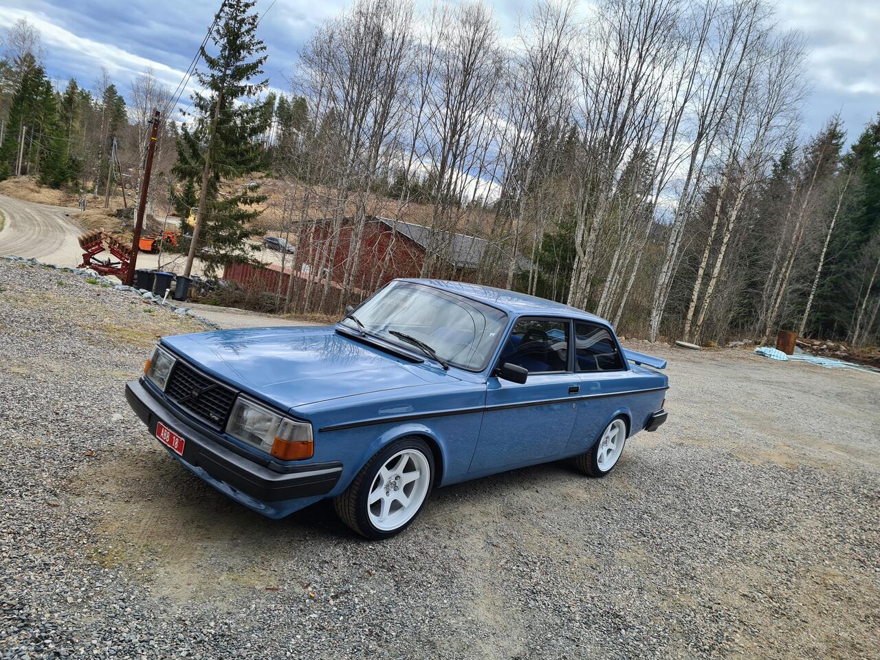 Volvo 242DL