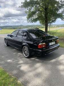 BMW E39 530i
