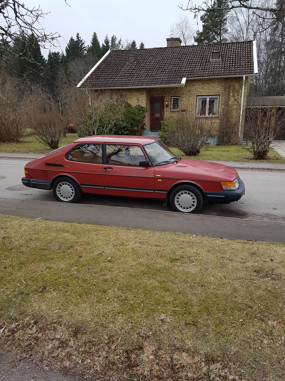 Saab 900I