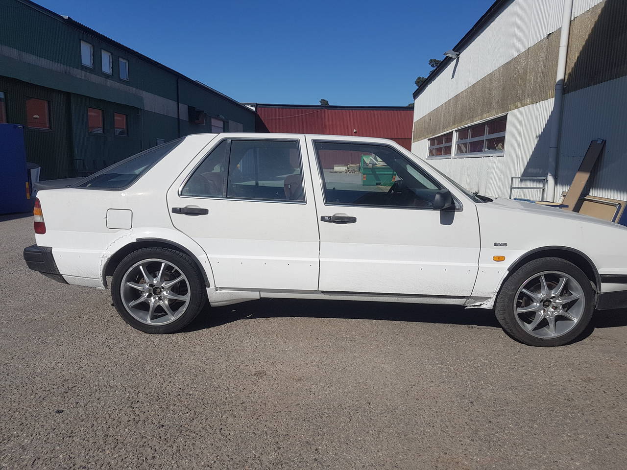 Saab 9000i