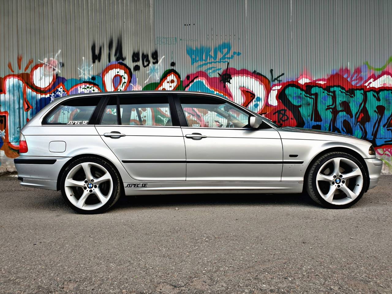 BMW 330xi