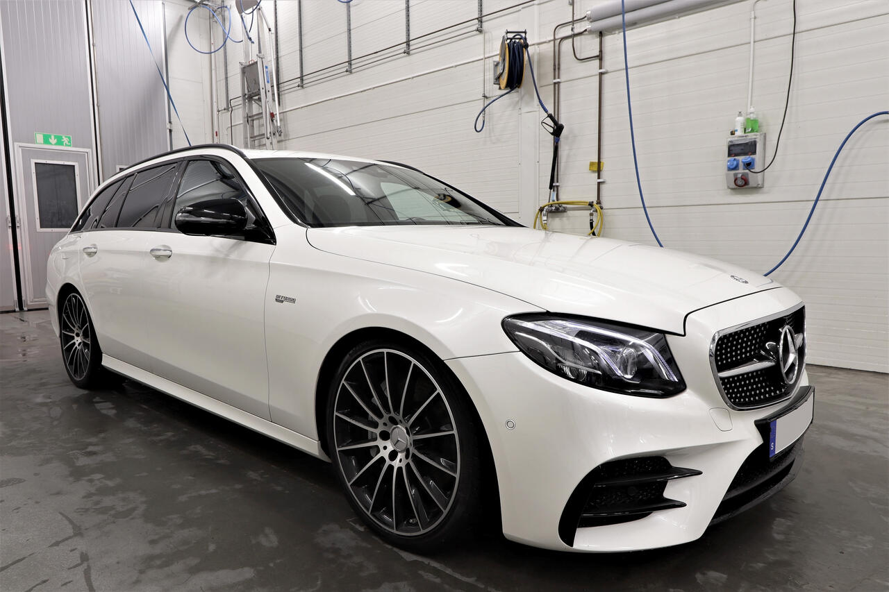 Mercedes E43 AMG