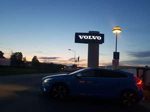 Volvo v40 R-design