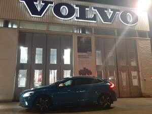 Volvo v40 R-design
