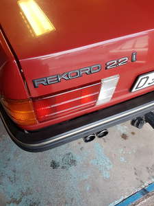 Opel Rekord 2,2i