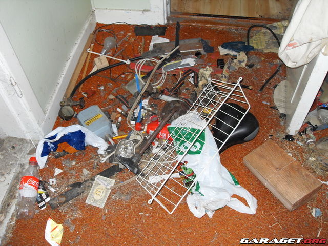 https://www1.garaget.org/gallery/archive/100353/630514_t418d3.jpg