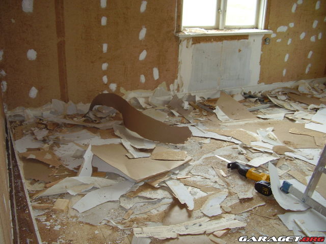 https://www1.garaget.org/gallery/archive/100353/663845_t8mn2e.jpg