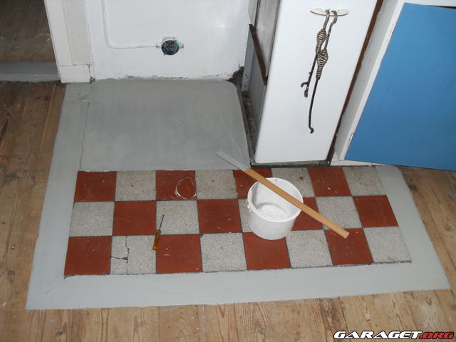 https://www1.garaget.org/gallery/archive/100353/734827_wlkr81.jpg
