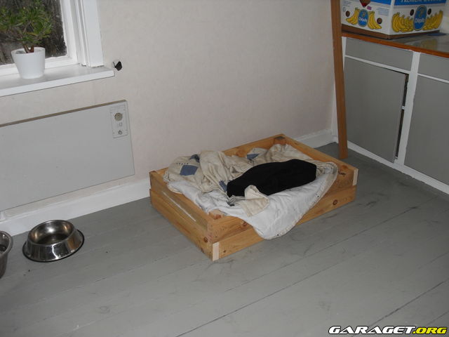 https://www1.garaget.org/gallery/archive/100353/796717_7v560r.jpg
