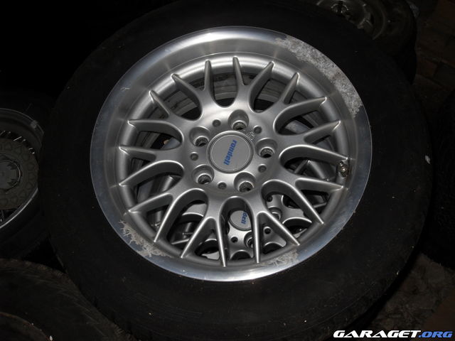 https://www1.garaget.org/gallery/archive/100353/889826_5fvd4c.jpg