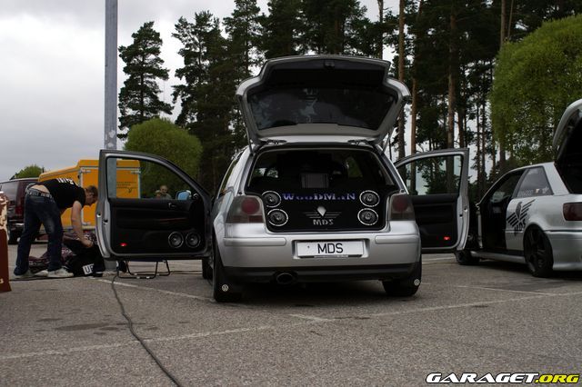 https://www1.garaget.org/gallery/archive/106532/976518_1z2m6c.jpg
