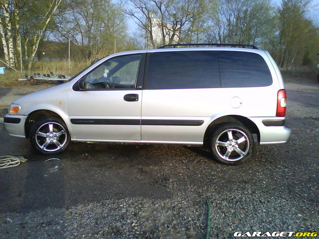 https://www1.garaget.org/gallery/archive/106817/641520_v37i16.jpg
