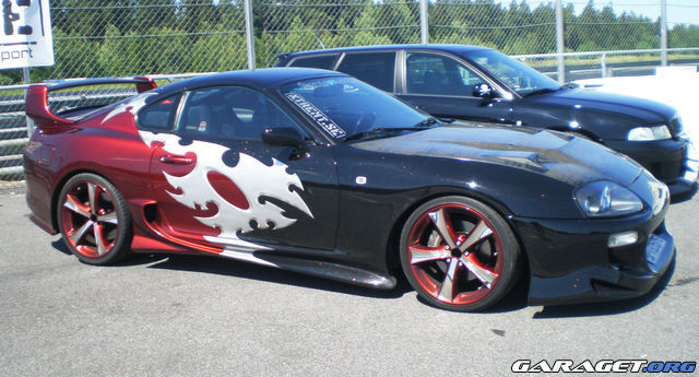 https://www1.garaget.org/gallery/archive/109955/697021_uifd0y.jpg