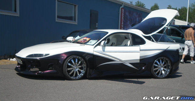 https://www1.garaget.org/gallery/archive/109955/697025_x2shw1.jpg