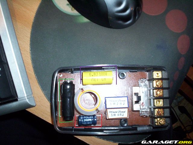 https://www1.garaget.org/gallery/archive/112382/841857_9kx80x.jpg