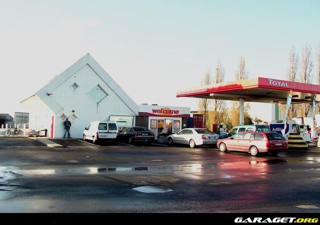 https://www1.garaget.org/gallery/archive/115409/656922_29oiif.jpg