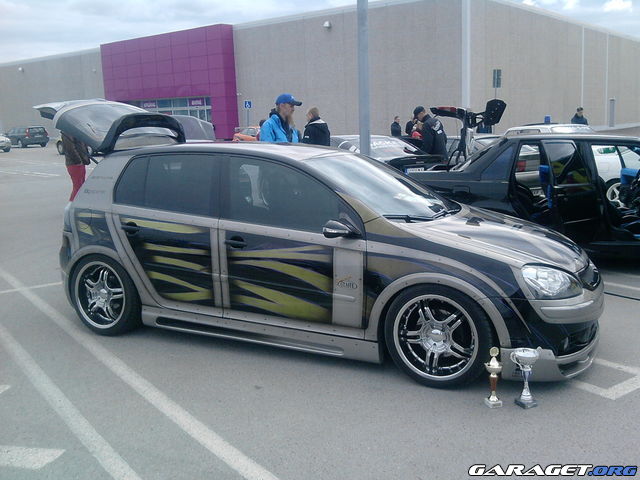 https://www1.garaget.org/gallery/archive/116597/923884_h8zoyo.jpg