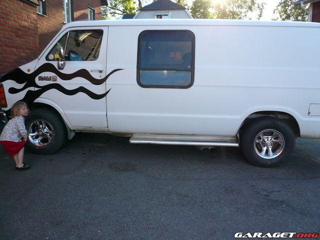 https://www1.garaget.org/gallery/archive/11770/385287_1i456z.jpg