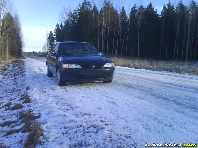 https://www1.garaget.org/gallery/archive/12669/301766_u0a11v.jpg