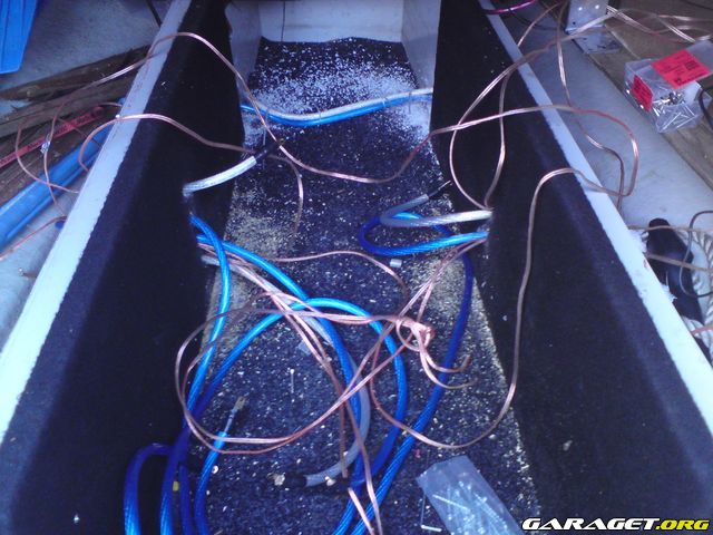 https://www1.garaget.org/gallery/archive/126759/774815_jcola0.jpg