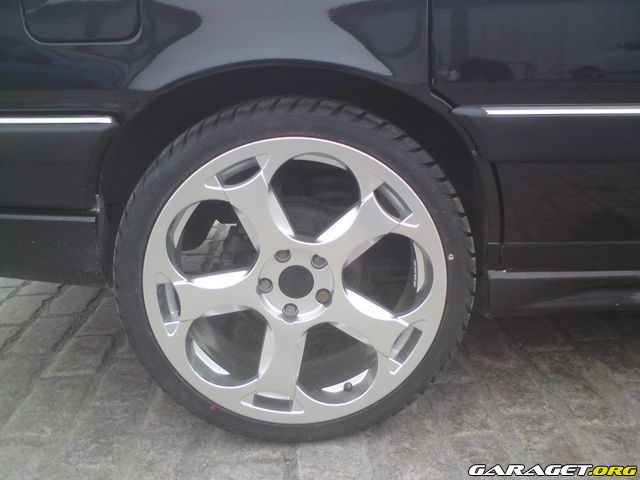 https://www1.garaget.org/gallery/archive/15927/916860_x0aaa8.jpg