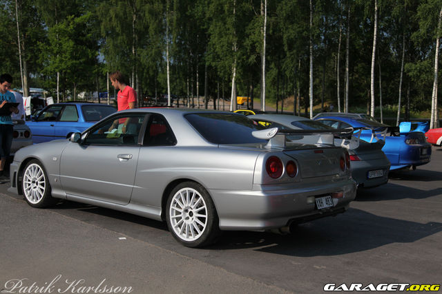 https://www1.garaget.org/gallery/archive/17293/957947_6s1v2d.jpg