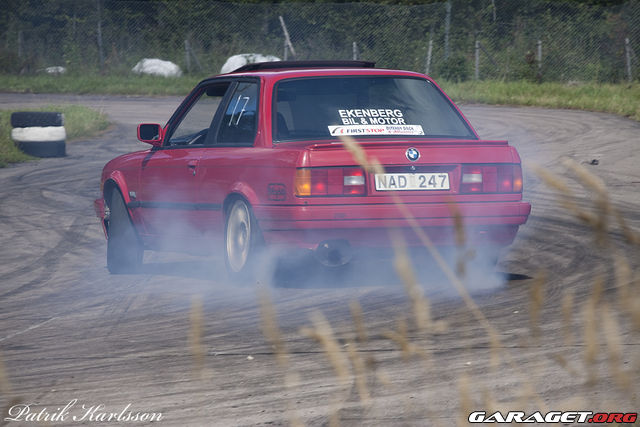 https://www1.garaget.org/gallery/archive/17293/986875_qutkn1.jpg